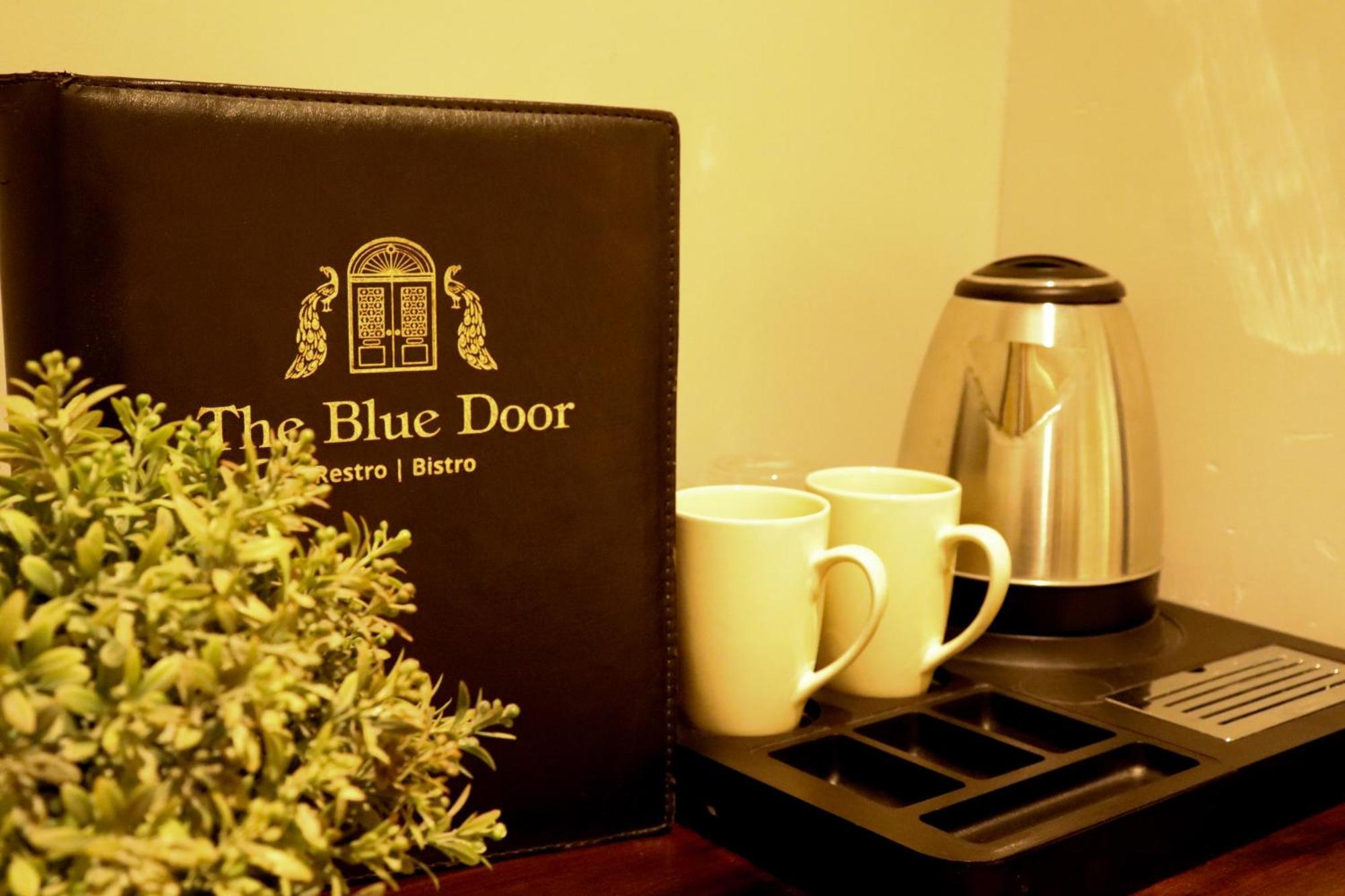 Blue Door Hotel Būndi Eksteriør billede
